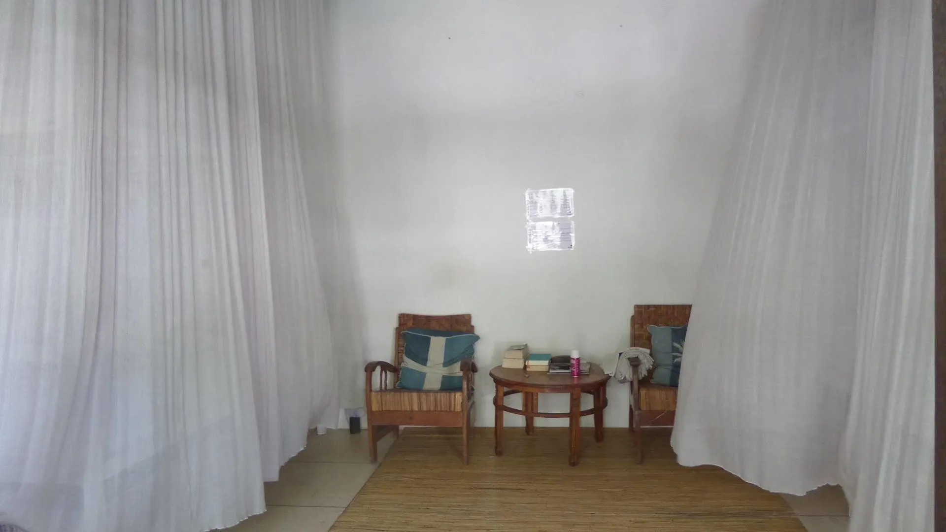 The Island Bali Hostel Seminyak  Seminyak (Bali)