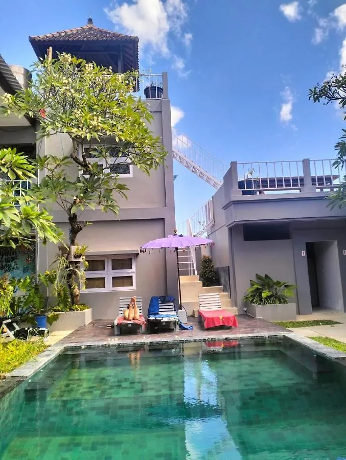 Hostel The Island Bali Seminyak